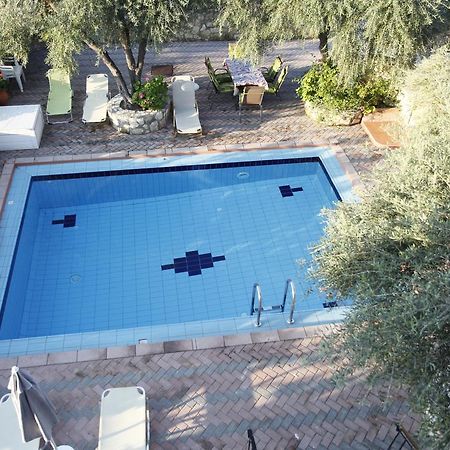 Villa-Jasmin Kato Daratso Zewnętrze zdjęcie